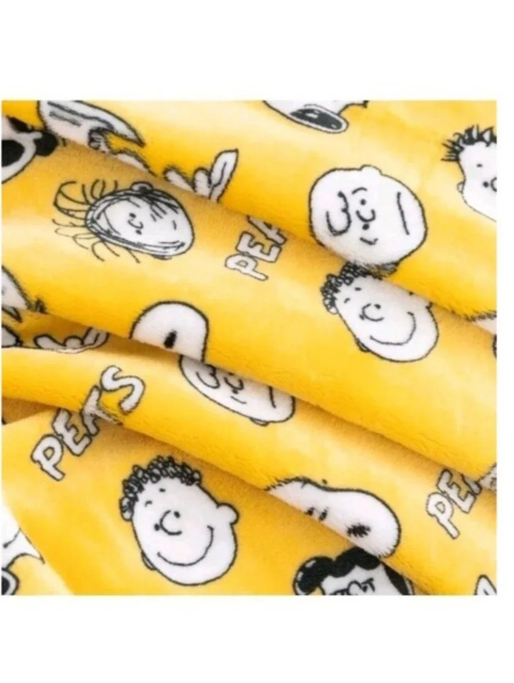 Peanuts Throw Yellow White Snoopy 2-Pack Printed VelvetLoft Plush - Yellow - New